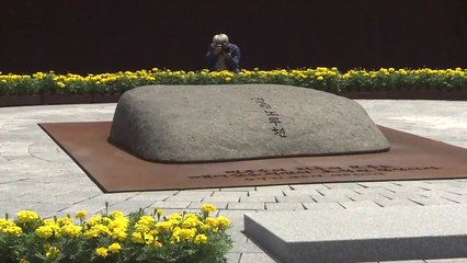 차분한 11주기 추도식..."시민의 힘, 포스트 노무현 시대 열어" / YTN