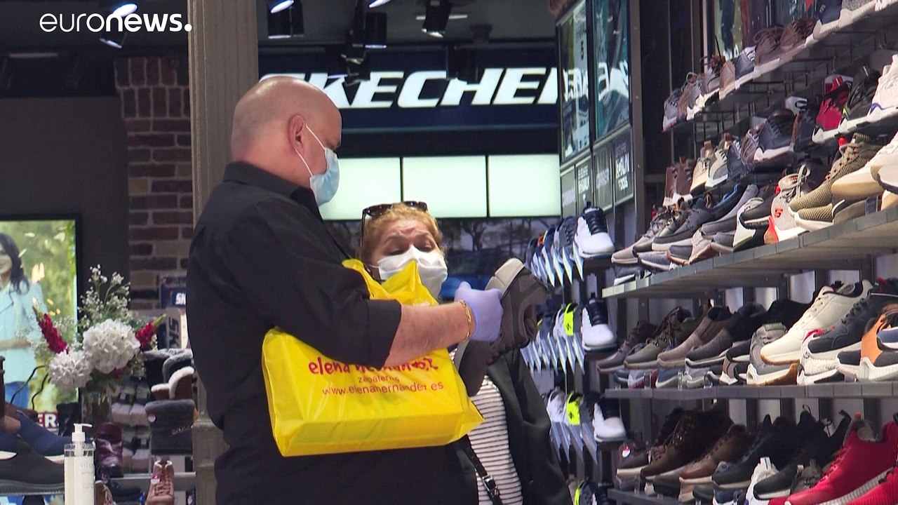 Европейские страны готовятся принимать иностранных туристов