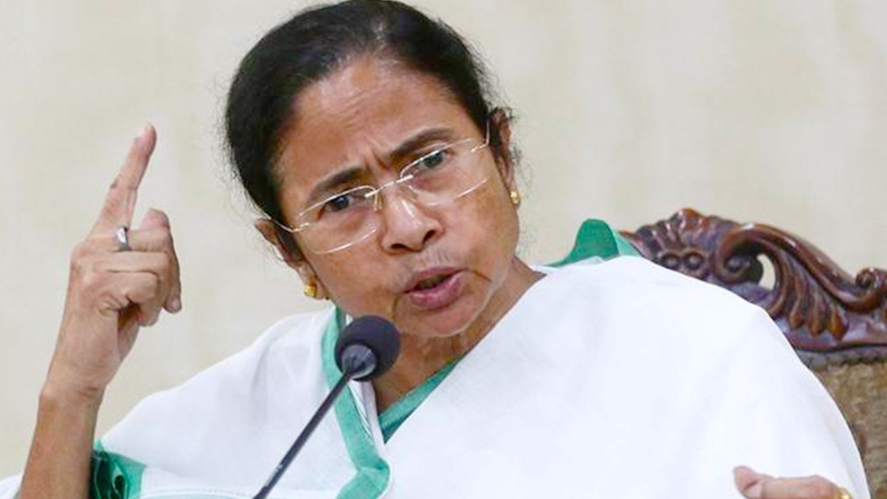 Mamata Emotional Speech: ஆம்பனால் ஏற்பட்ட பரிதாபம்!