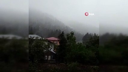 Adana’ya Mayıs ayında kar yağdı