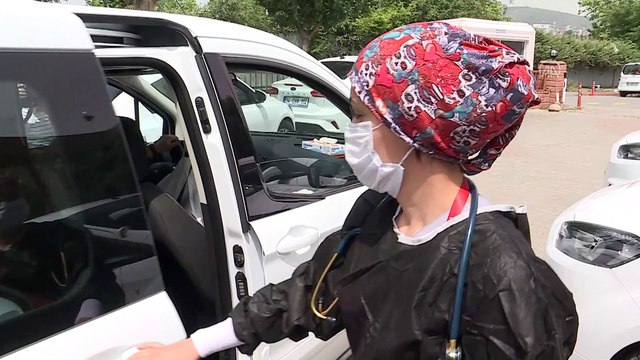 Kovid-19 salgınında evde sağlık bekleyenler hizmetsiz kalmadı - İSTANBUL
