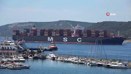 400 metrelik dev konteyner Çanakkale Boğazı’ndan geçti