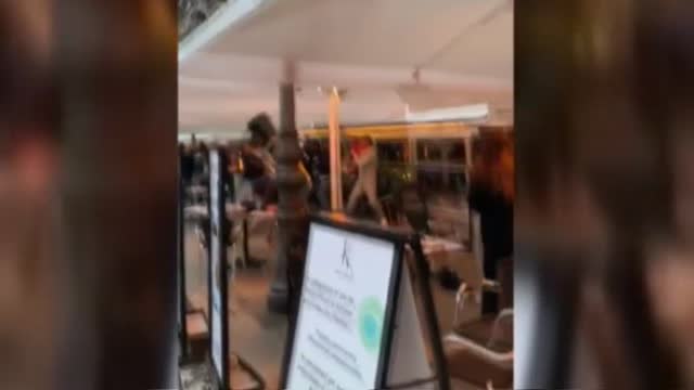 Incidentes y carga policial durante una concentración no autorizada de apoyo al preso de ETA Patxi Ruiz