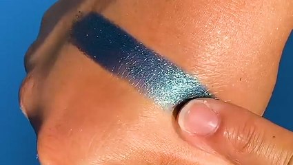 These eye shadows smooth out like butter