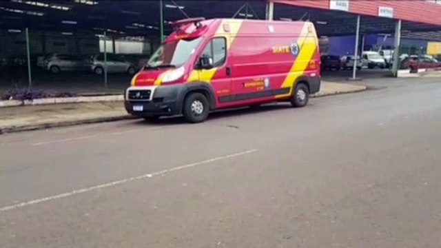 Jovem tem suspeita de fratura na clavícula após cair de moto na Região da Neva