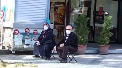 Bayramın ilk gününde kısıtlaması kalkan vatandaşlar güzel havanın tadını çıkardı