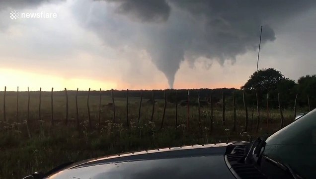 Tornado touches down outside Texas city of Lubbock
