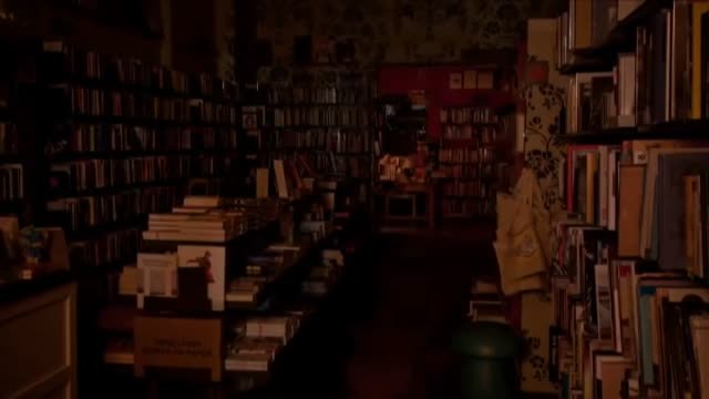 Los libros esperaban confinados nuestro regreso