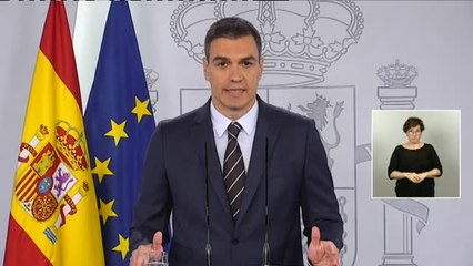 Sánchez pide a las CC.AA. que potencien el turismo nacional