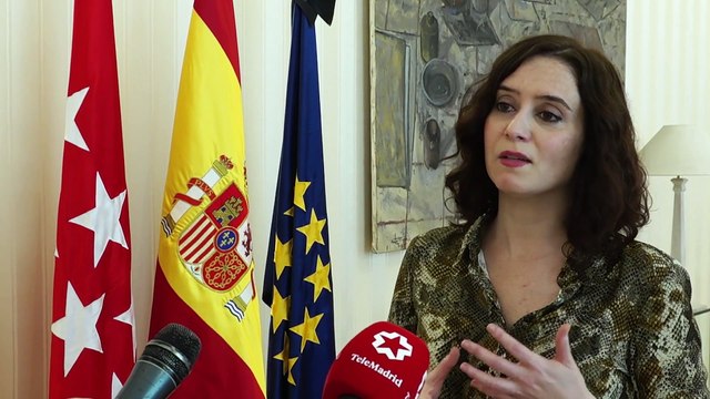 Ayuso pide a Sánchez abrir los centros comerciales, la vuelta a las empresas y flexibilizar el horario de los paseos