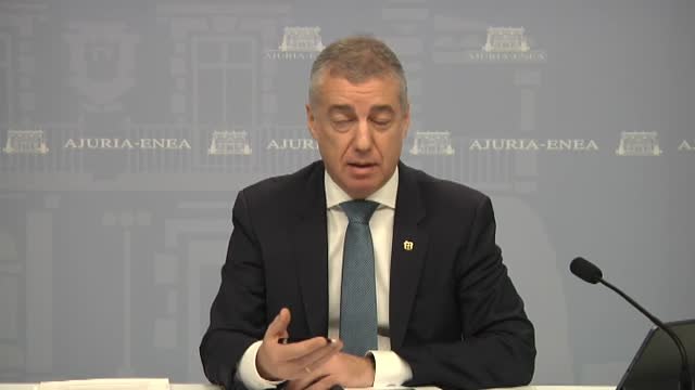 Urkullu pide a Sánchez la plena colaboración de los servicios públicos del Estado de cara a las elecciones de 12 de julio