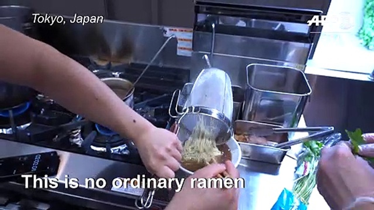 Japan insect enthusiast puts cricket ramen on the menu