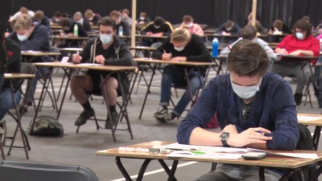 Enseignement supérieur: reprise des examens sous haute surveillance
