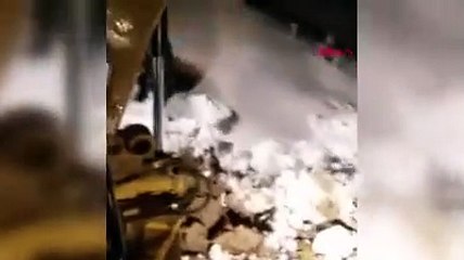 Erzincan'da kar ve tipi yaylacıları hazırlıksız yakaladı