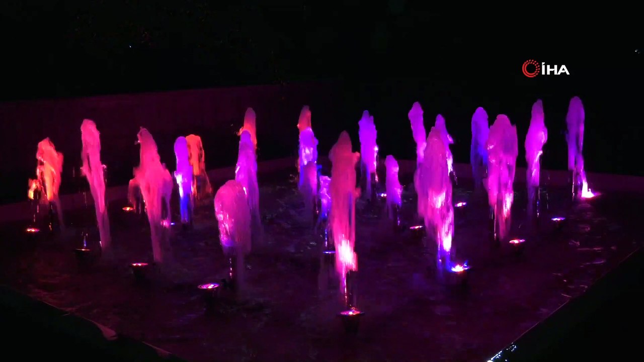 Milli Egemenlik Parkında ışıl ışıl görüntü