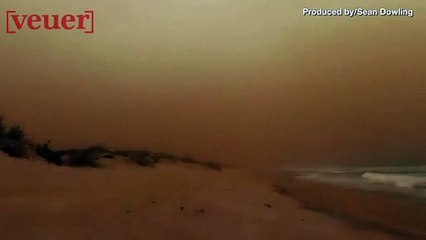 Скачать видео: Severe Weather Batters Western Australia With ‘Once-in-a-Decade’ Storm