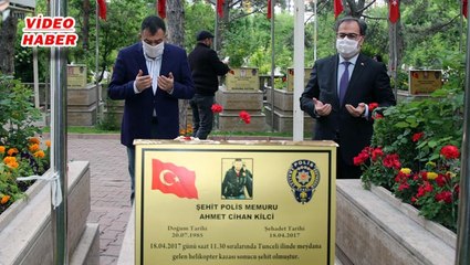 (25 Mayıs 2020) BAŞKAN ÖZDOĞAN VE KAYMAKAM SEZEN’DEN ŞEHİT AİLELERİNE BAYRAM ZİYARETİ
