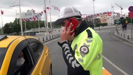 Taksim’de kısıtlamada sokağa çıkan turistlere ceza kesildi