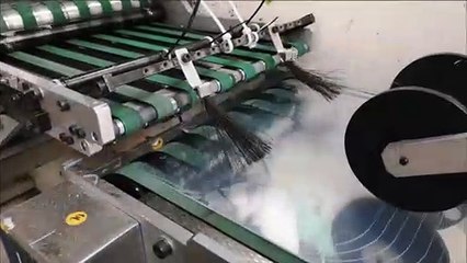 Fabrication de visières transparentes pour les protections de visage en milieu hospitalier