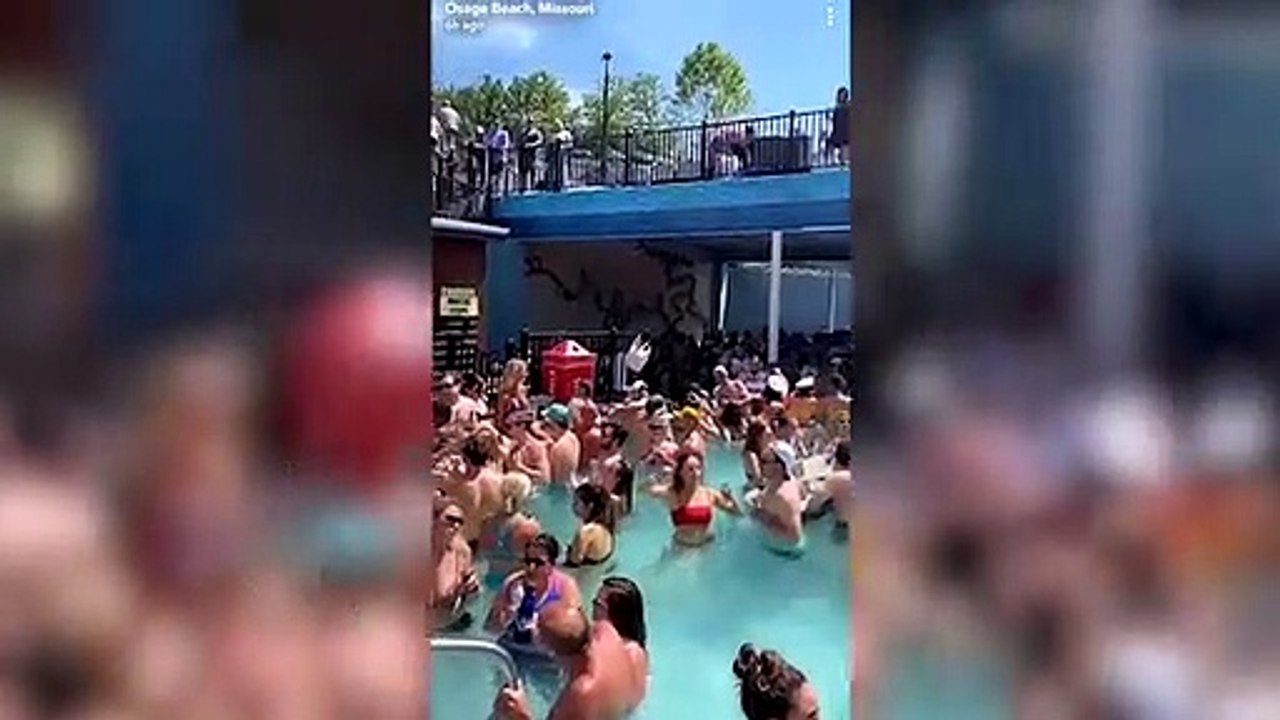 Meyers Leonard explota: "Sois un monton de idiotas"