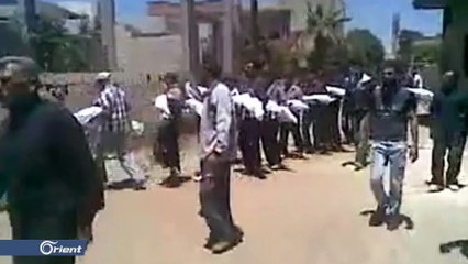 قبل ظهور سكاكين داعش في سوريا ,,, شبيحة "تنظيم أسد" ذبحوا أطفال الحولة وقطّعوا رؤوسهم,,, والمراقبون الدوليون نائمون