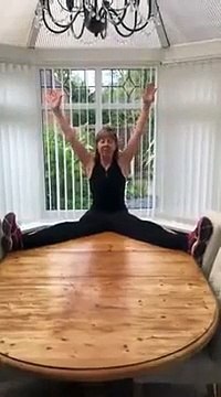 Yoga en équilibre sur une table : vrai ou faux ?