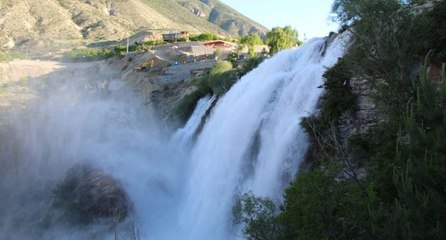 Tortum Şelalesi, salgın günlerinde boş kaldı
