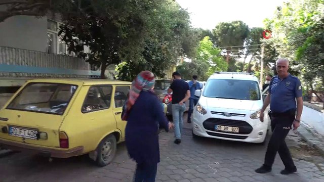 Emekli polis beylik tabancasını temizlerken kazara kendini vurdu