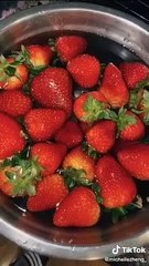 'Çileğin içinden çıkan böcekler' sosyal medyanın gündeminde