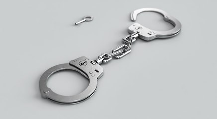 Policía Nacional: espectacular detención de dos traficantes de droga en el aparcamiento de la gasolinera