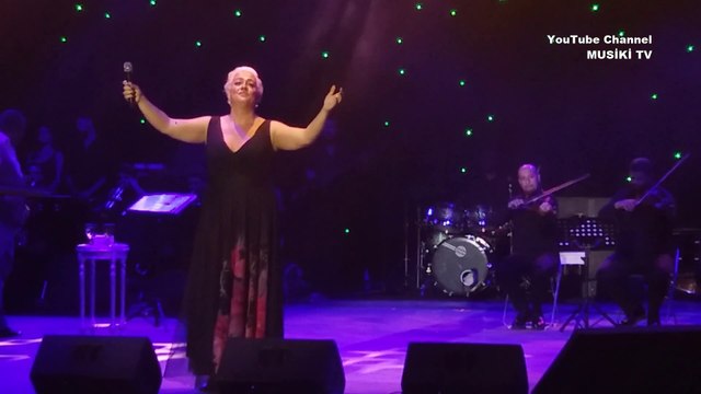 AYTA SÖZERİ - Sorma (Zeki Müren cover) (Konser/Canlı) @ Antalya Park