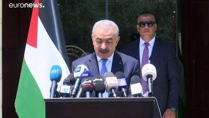 الحكومة الفلسطينية تعلن عودة الحياة إلى طبيعتها بالضفة الغربية بعد انحسار كورونا