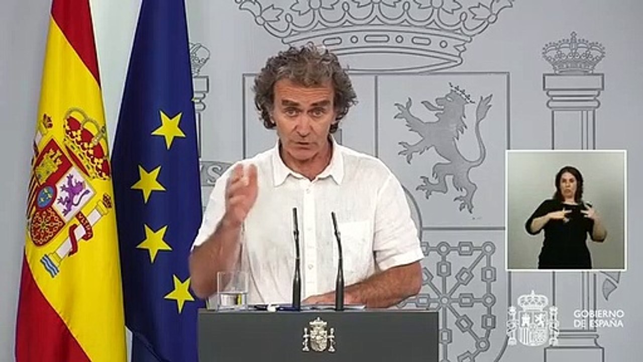 Fernando Simón: "Se o 8-M tivo algún efecto na evolución da epidemia, foi moi marxinal"