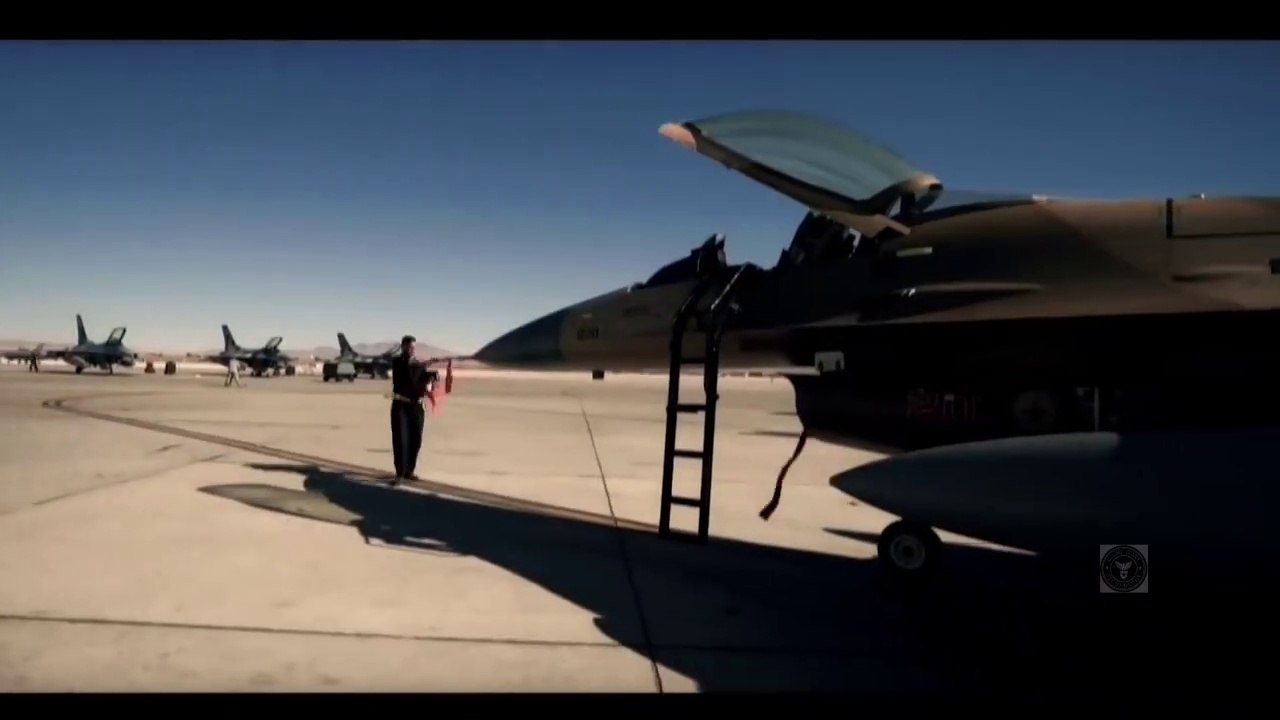 Videos of F-16 Shows Its INSANE Capabilities, Bombs Loading & Maneuver