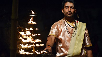 पूजा के बाद आरती करना चाहिए ? आरती करने की विधि | How to do aarti at home | Boldsky