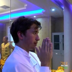 Devinez comment ils portent ces poids...