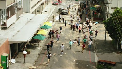 Sprite plays the peacemaker between Aliens & Humans