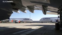 Berlín afirma que venderá las acciones de Lufthansa cuando la compañía remonte el vuelo