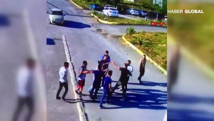 'Marketi neden açmıyorsun' dedi, ortalık savaş alanına döndü!