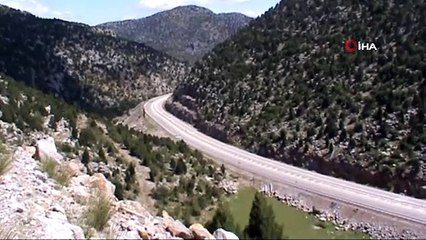 Konya-Antalya karayolu sessizliğe büründü