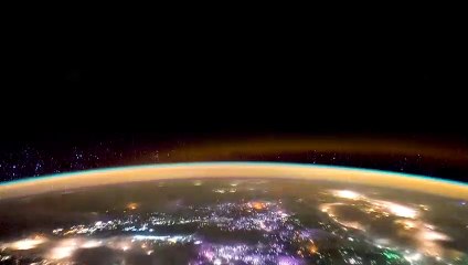 Tartışma yaratan Michael Moore belgeseli "Planet of Humans", YouTube'dan kaldırıldı