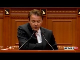 'Jeni parlament lolipopi,' Gjoni shpërndan lëpirse për mazhorancën! Ruçi: Atë që nxore mbaje në gojë