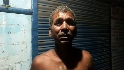 गरीब मजदूर के घर मे आग लगने से गृहस्थी हुई जल कर राख