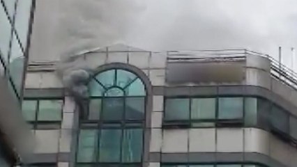 군포 상가 건물에서 불...10명 부상·35명 대피 / YTN