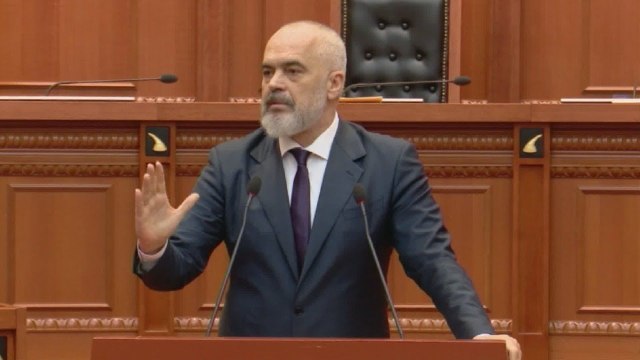 Shembja e teatrit, Rama: Zgjodhën betejën me kundërshtarin e gabuar