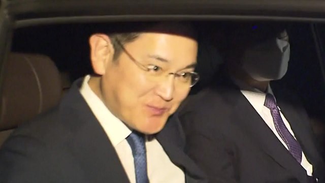 이재용 부회장, 17시간 검찰 조사 마치고 귀가 / YTN