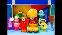 YO GABBA GABBA Playset and DJ LANCE Kidrobot Fuzzy Hat Toy