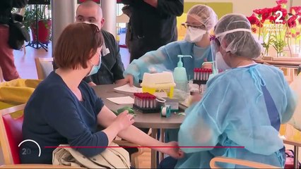 Coronavirus : l'hydroxychloroquine écartée du traitement contre le virus par les autorités scientifiques