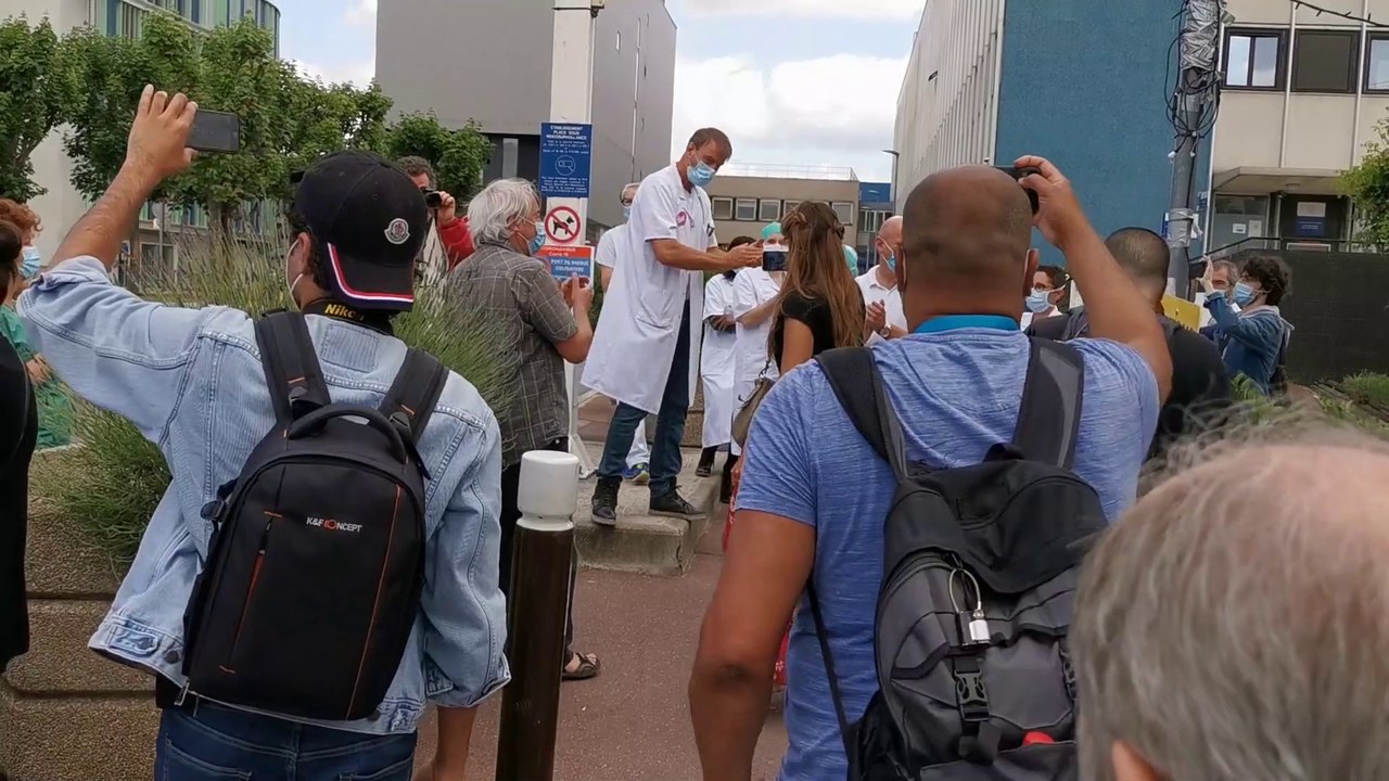 Les hospitaliers de Mondor à Créteil demandent davantage de moyens humains pour l'Hôpital Public !