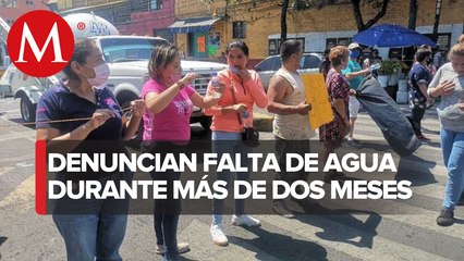 Vecinos cierran avenida Vasco de Quiroga por falta de agua